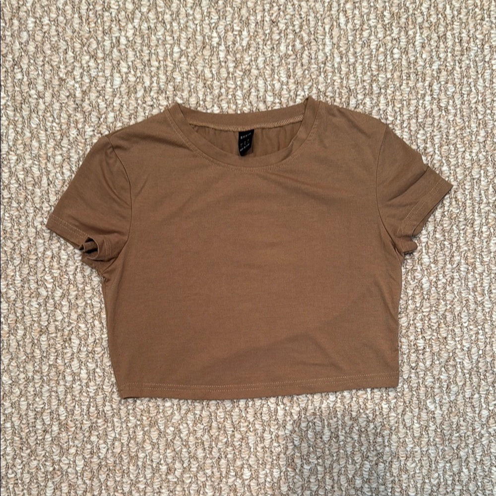 SHEIN Brown Fitted Crop T-Shirt Short Sleeve
